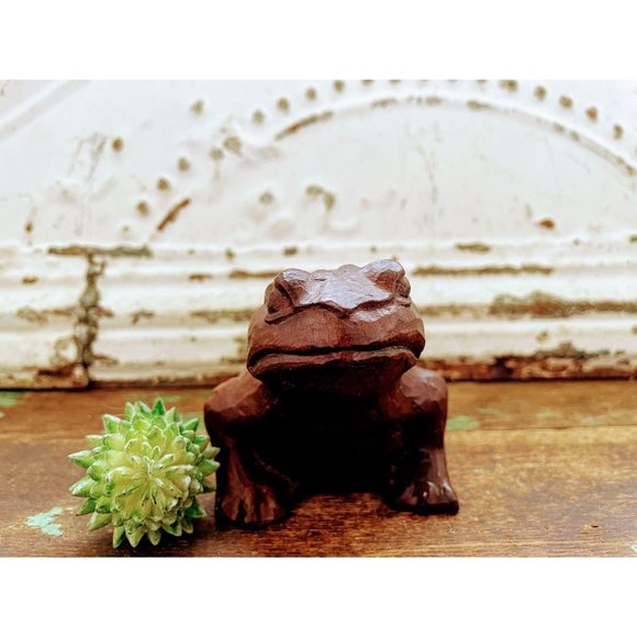 Vintage Carved Resin Frog/Toad artist Signed - Picture 1 of 8